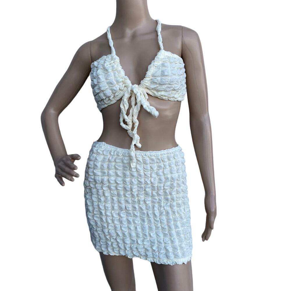 NWOT Ivory Bubble Texture 2pc Bralette Skirt Set L